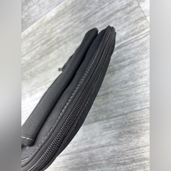 Allen Company Lockable Pistol Soft Case 11”x8” 7743a Black Pockets Side Zip - Picture 5 of 15